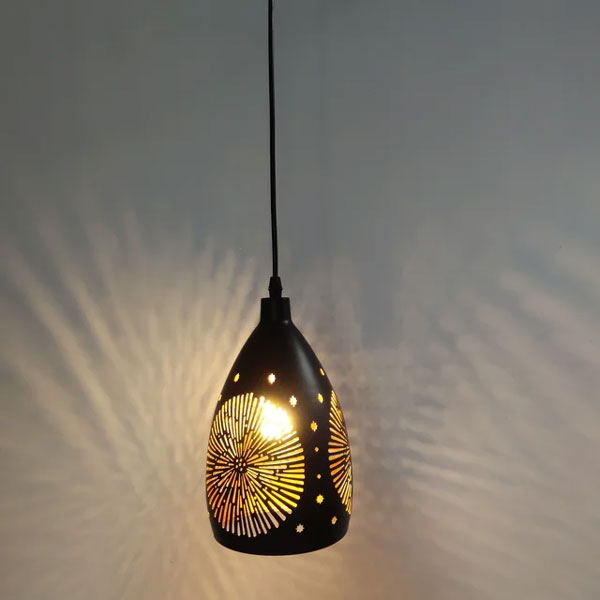 Lustre suspension industriel ampoule vintage design métal