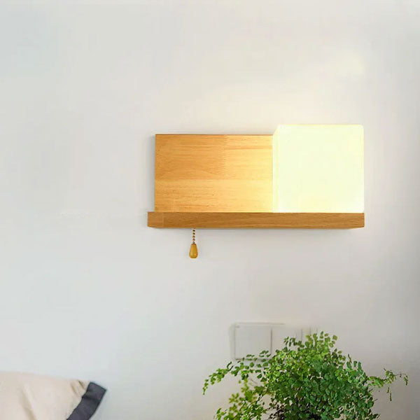 Éclairage d’ambiance avec une applique cube bois et verre