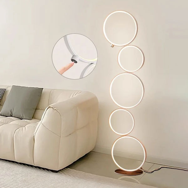 lampe sur pied LED style moderne élégant