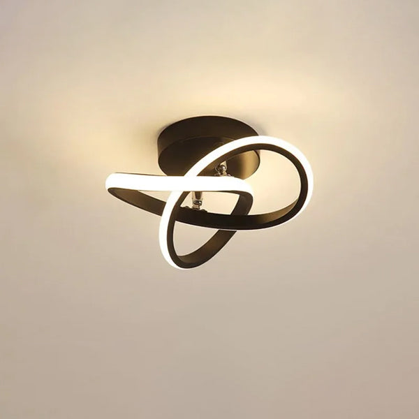 Éclairage plafonnier LED anneaux entrelacés design contemporain