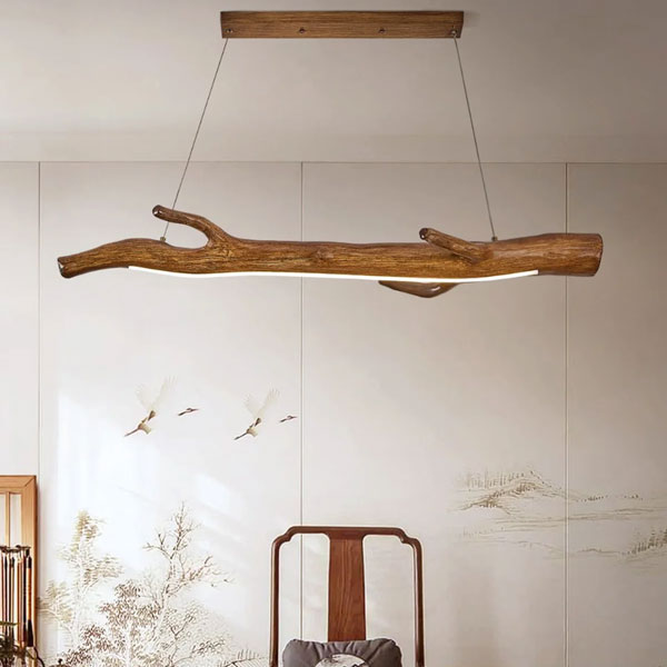 Suspension lumineuse artisanale, bois et résine