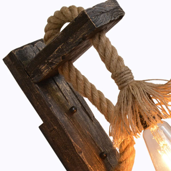 Luminaire mural artisanal en bois et fibres naturelles