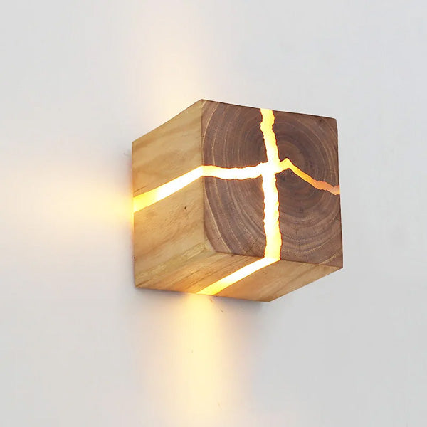 Applique murale bois massif cube