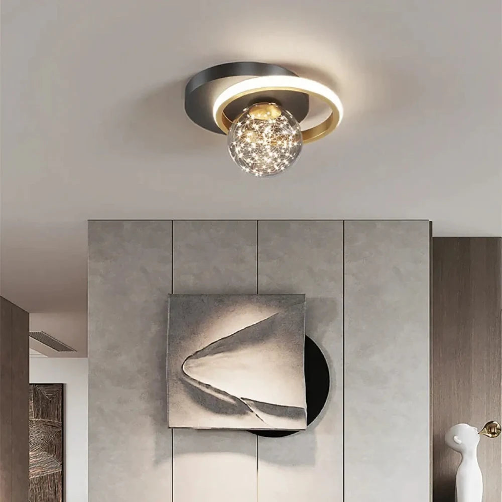 Lustre anneau LED doré 25 cm vue de dessous lumière blanche
