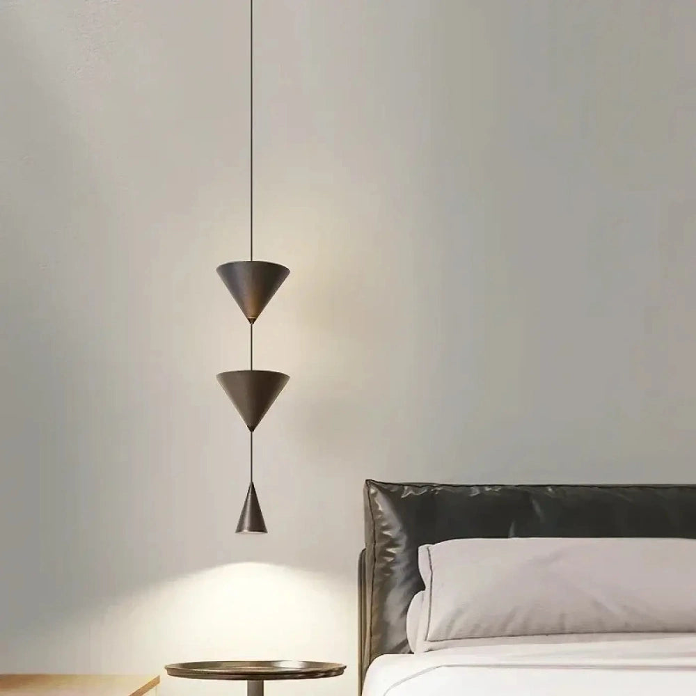 suspension double cône métal laqué blanc plafond salon