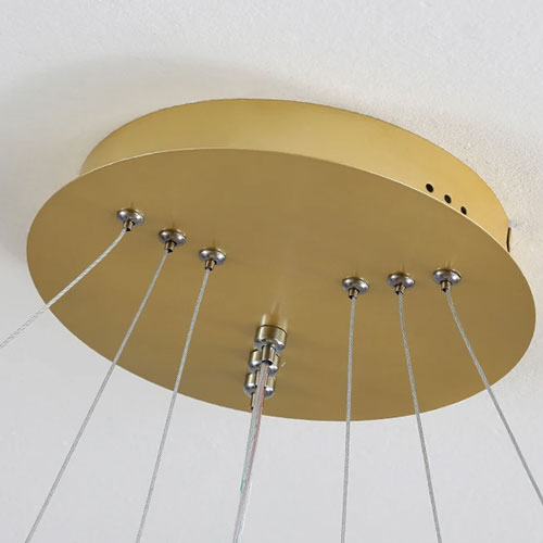 Lustre moderne anneaux lumineux suspension géométrique design contemporain