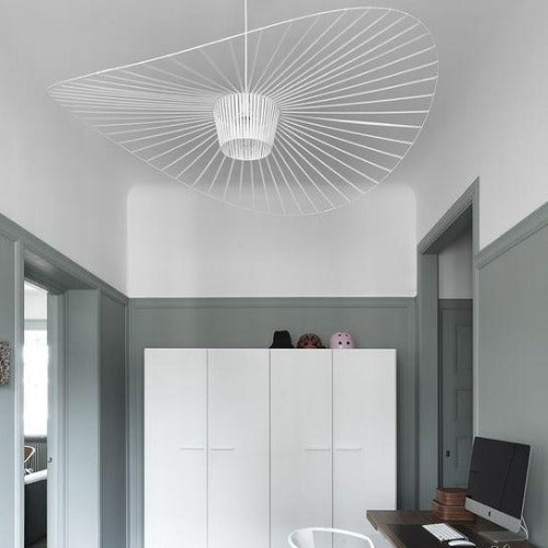 Lustre salon moderne volumineux éclairage grand format design sophistiqué