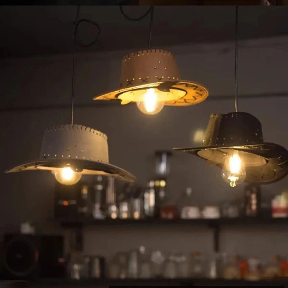Lustre suspension chapeau western métal tissu industriel