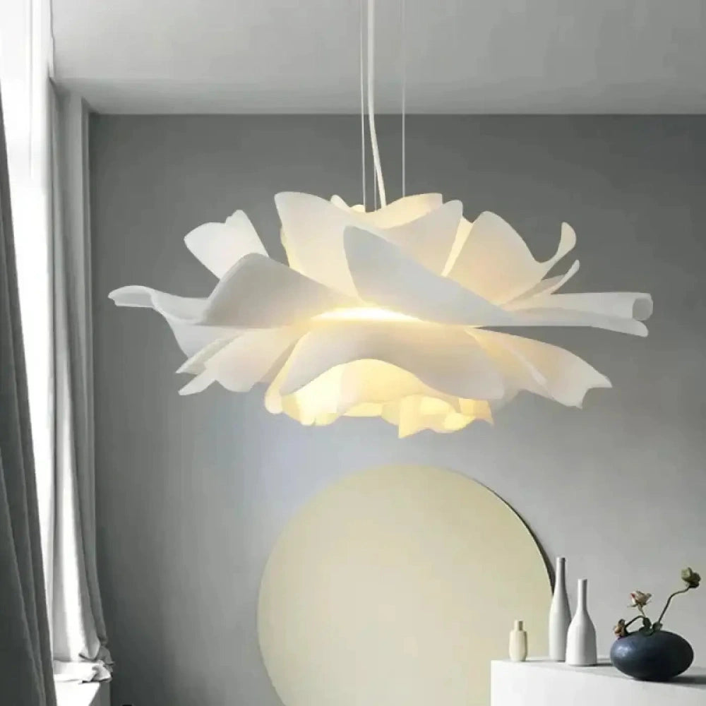 Lustre salon fleur pétales blanc acrylique design