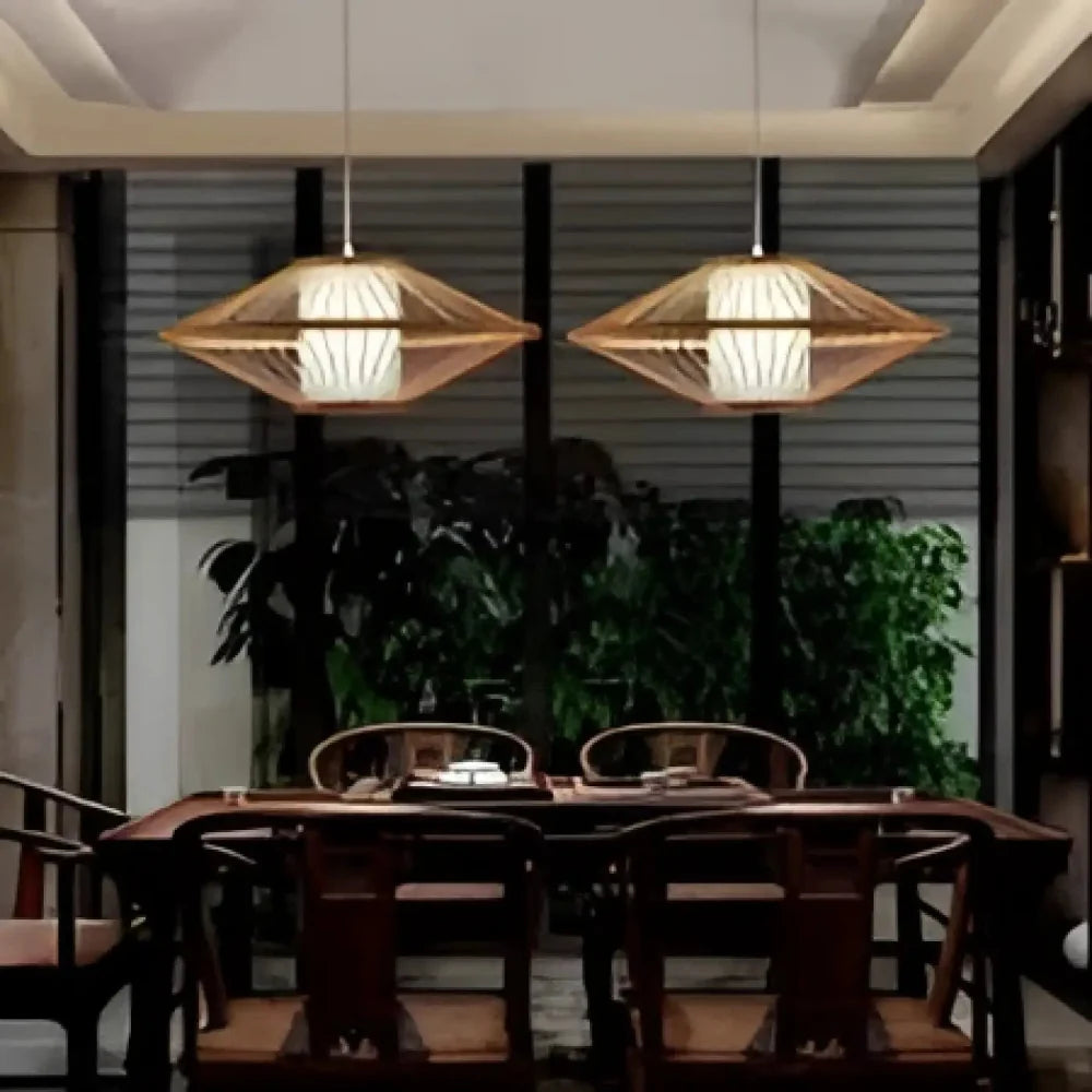 Lustre suspension bambou naturel forme losange beige zen
---