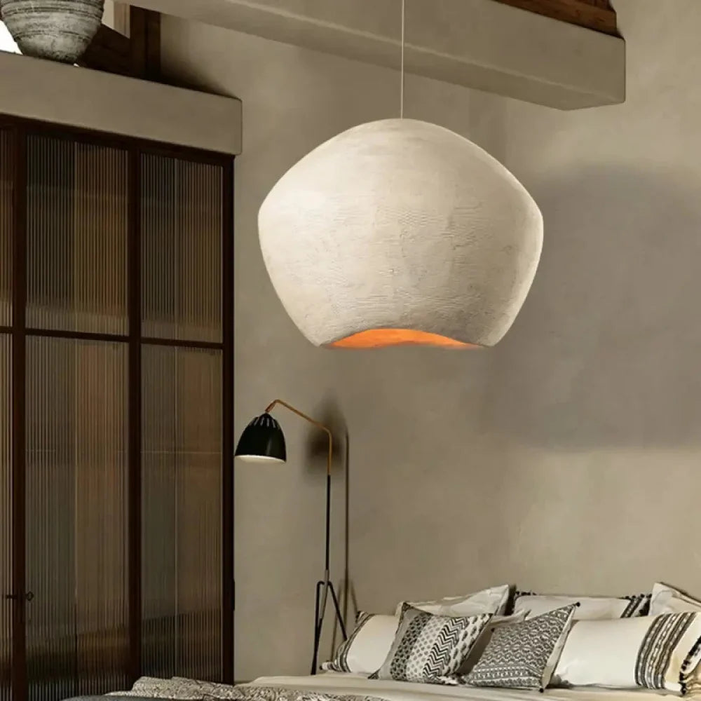 lustre salon suspension sphère plâtre blanc minéral acrylique intérieur salon