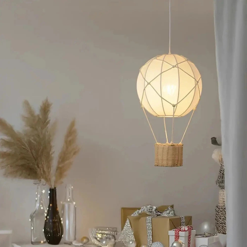 Lustre Suspension Montgolfiere Rotin Boule Blanc