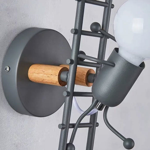 Éclairage industriel Stickman dans un intérieur moderne avec une déco vintage