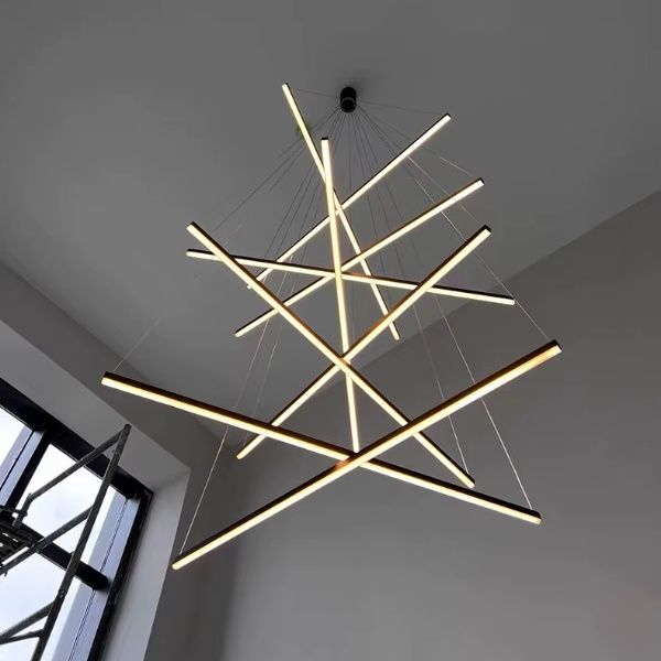 Luminaire présent salon suspendu réglable carbone brossé fonctionnel.
