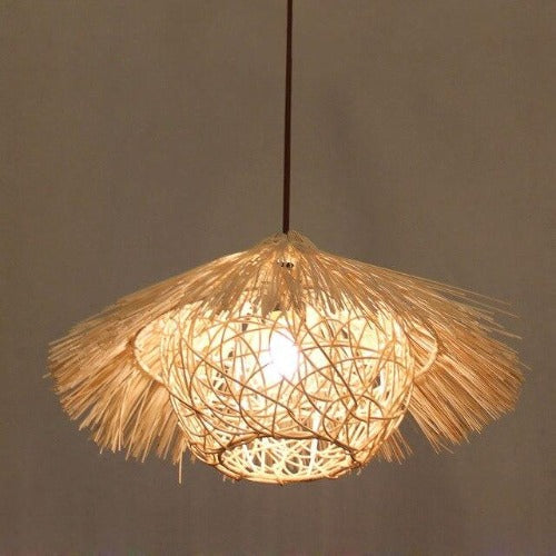 lustre salon bois bambou chapeau de paille