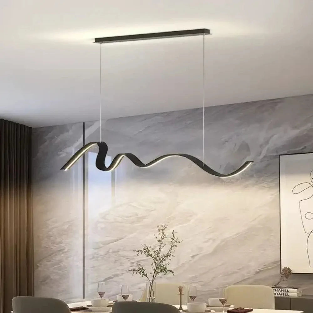 Suspension ruban ondulé noir mat dimmable vue de face