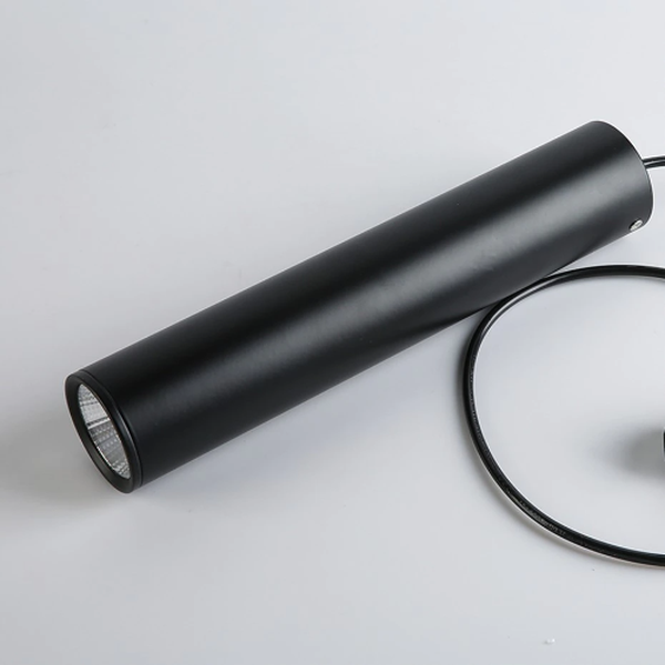 Luminaire lustre salon moderne tube LED éclairage linéaire sophistiqué