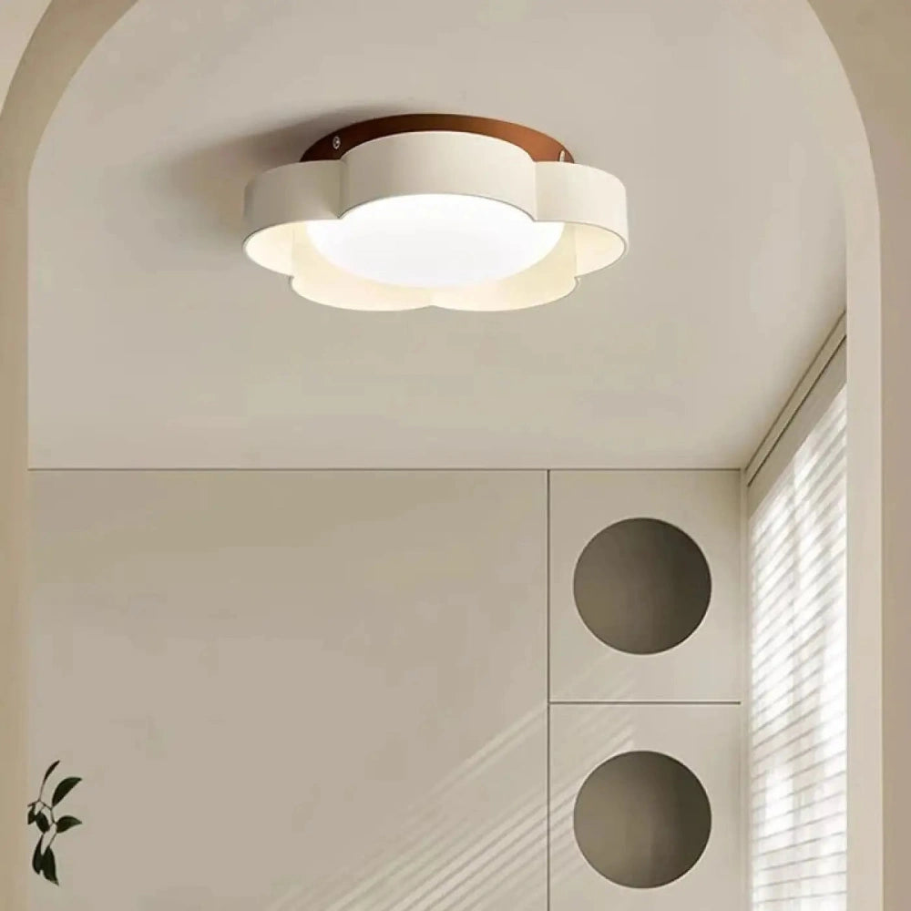 Plafonnier trèfle blanc bois métal LED dimmable télécommande