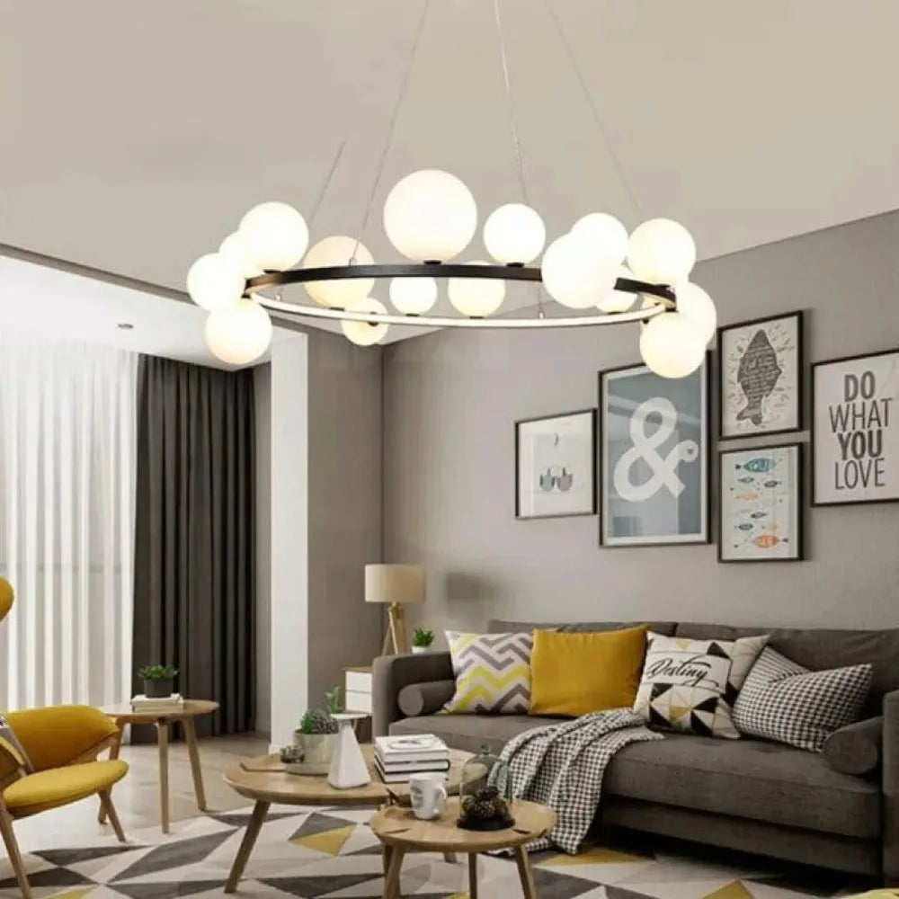 Lustre suspension couronne cinq globes verre opalin noir aluminium brossé

---