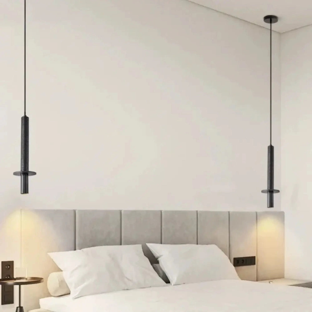 Lustre salon suspension minérale dorée ambiance contemporaine